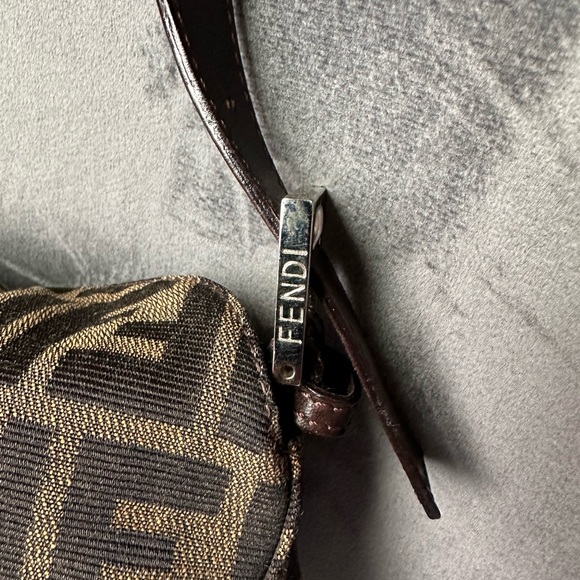 ✨SOLD ✨ FENDI Zucca Baguette Shoulder fold over Bag - Picture 6 of 13